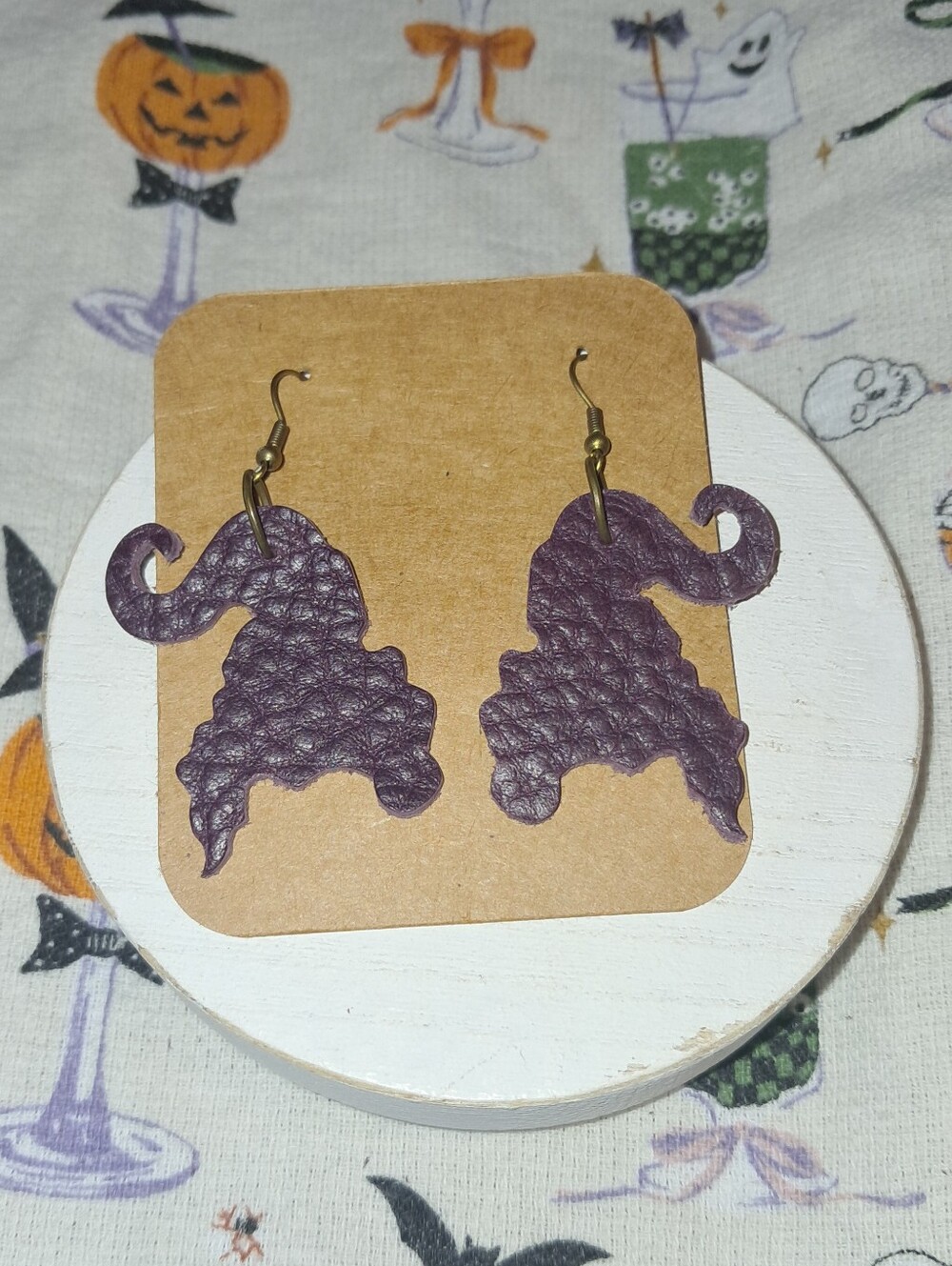 Hocus Pocus Mary Earrings